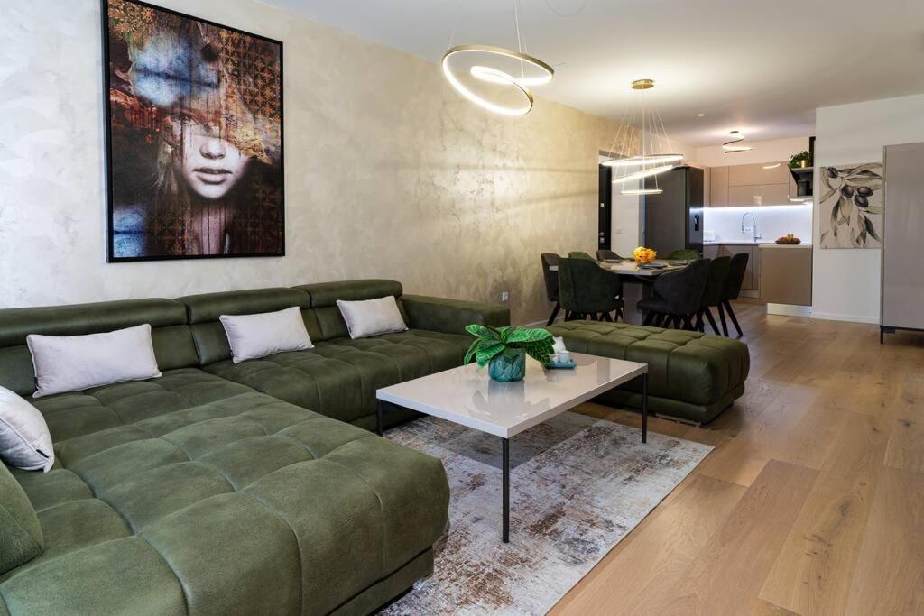 Capsula Luxury Apartment Umag Extérieur photo