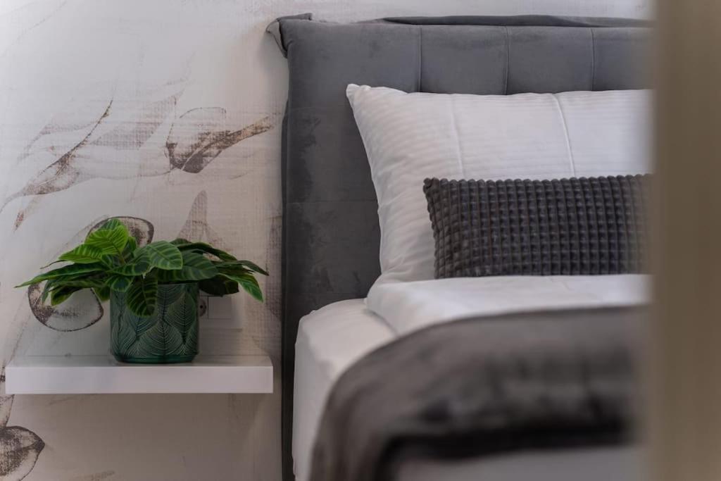 Capsula Luxury Apartment Umag Extérieur photo